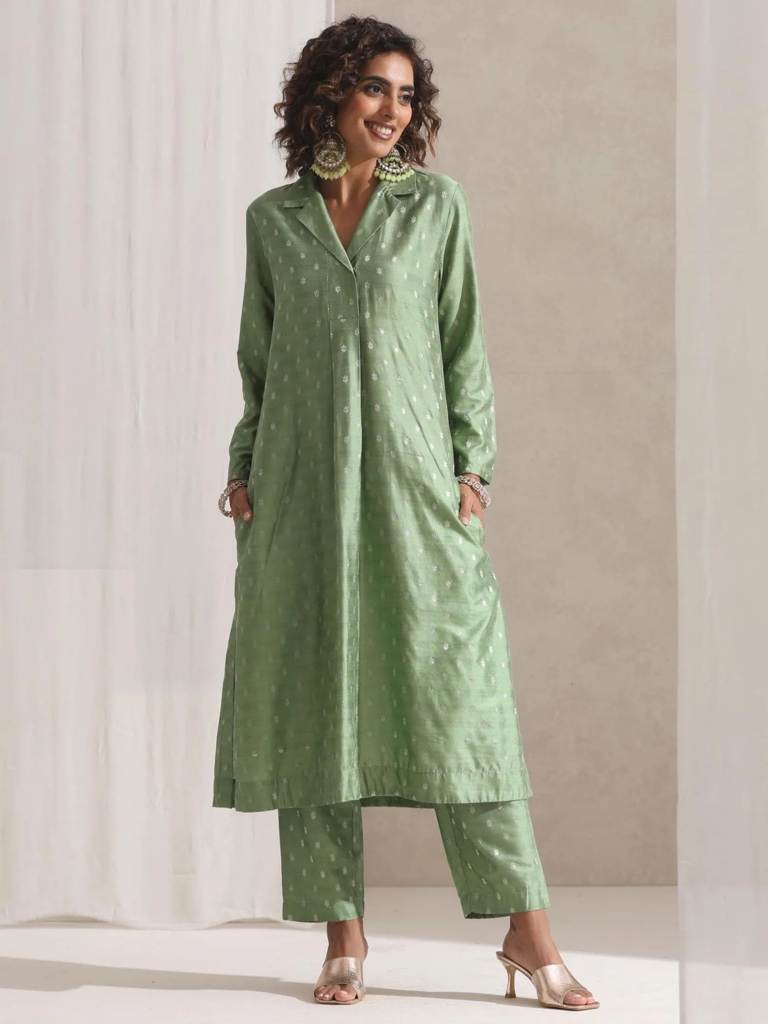 2 Pc SET - Green Varanasi Silk Woven Collar Kurta and Pant