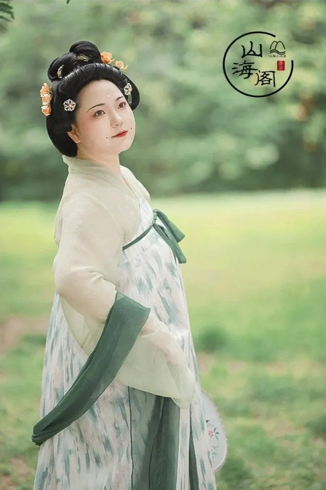 Luwu 绿芜 Shrouded Ivy Tang Dynasty Plus Size Summer Qixiong Ruqun Set