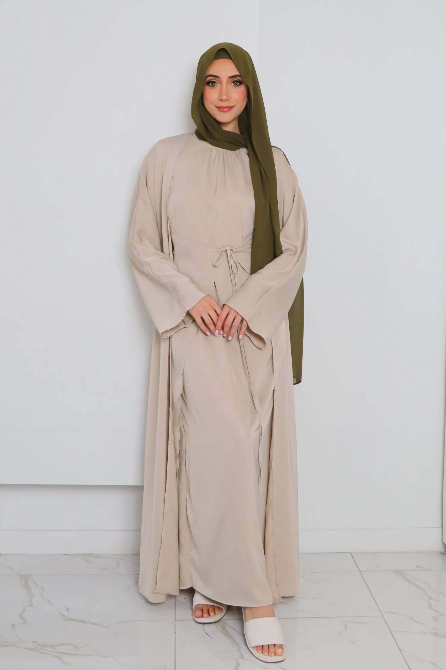 Lyla Abaya Set- Beige