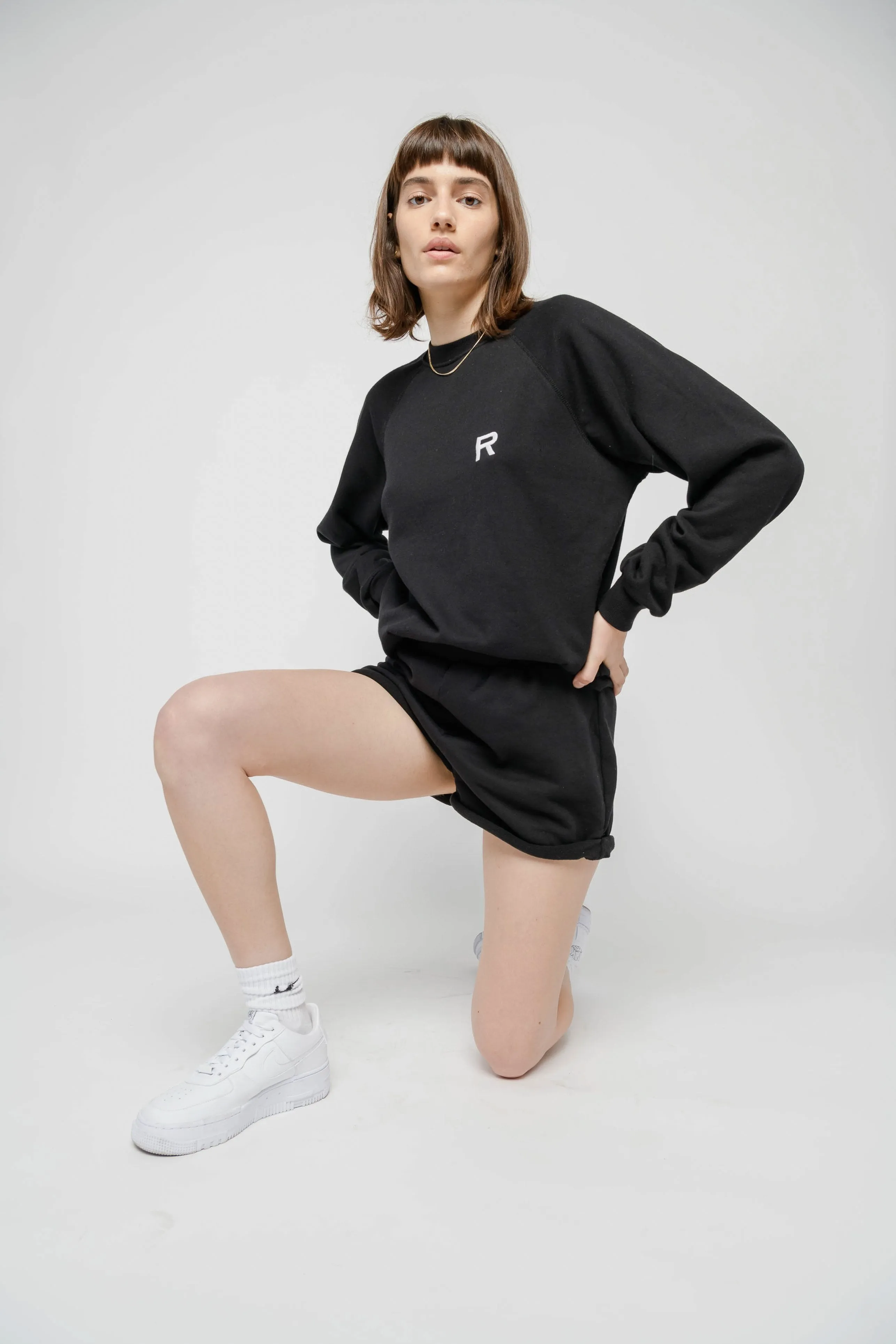 OVERSIZED SWEATSHIRT - BLACK