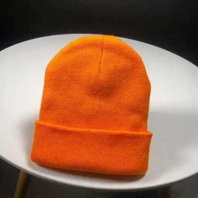 The BRIGHT Beanie. ULTRA WARM.