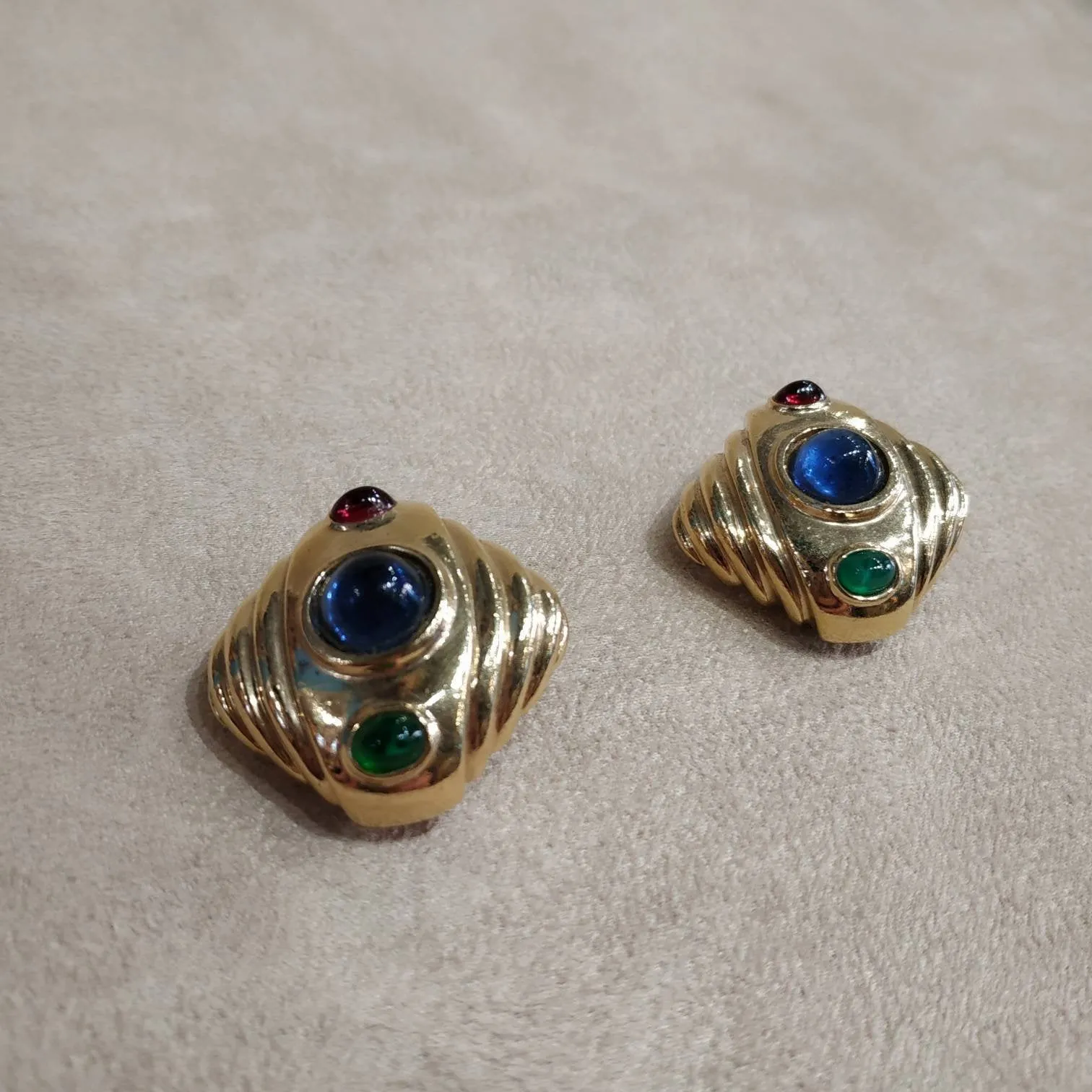 Vintage Ciner Multicolour Gold Earrings