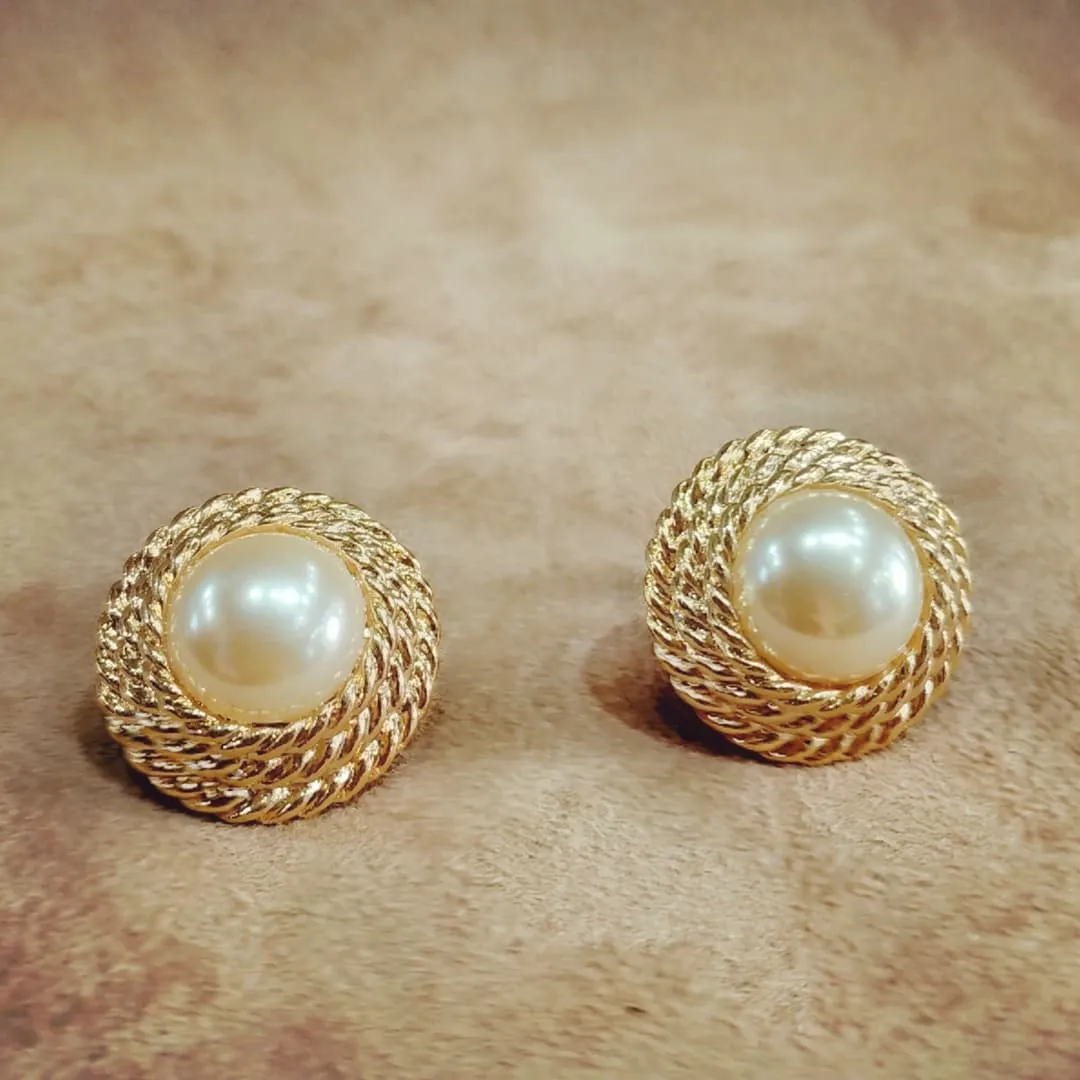 Vintage Gold Rope trim Pearl Earrings Clip On